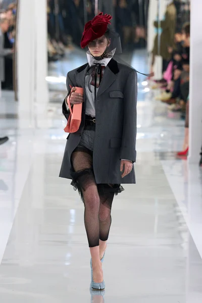 Look 2